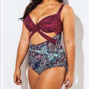 Meet.Curve Geometric Pattern Cut Out One Piece Swimsuit